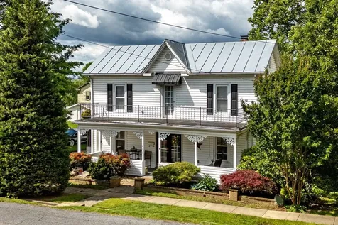 411 Fourth Street Shenandoah VA 22849