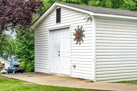 411 Fourth Street Shenandoah VA 22849