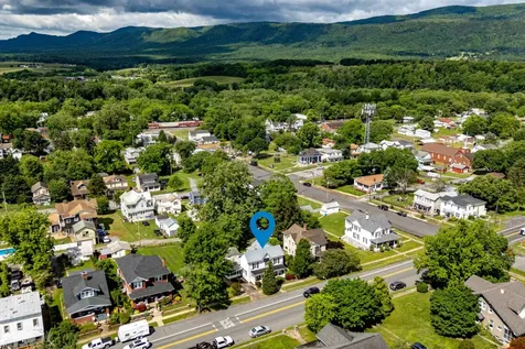 411 Fourth Street Shenandoah VA 22849