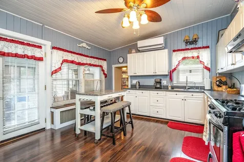 411 Fourth Street Shenandoah VA 22849