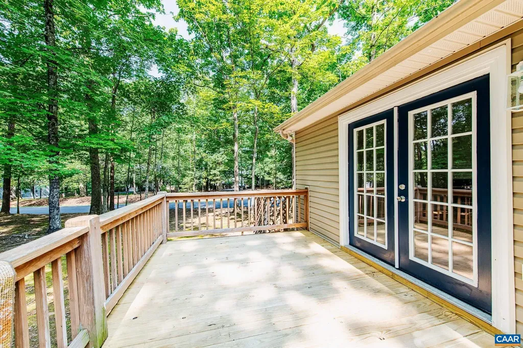 1 Westham Court Palmyra VA 22963