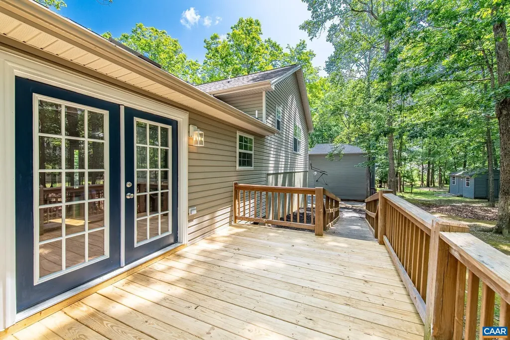 1 Westham Court Palmyra VA 22963