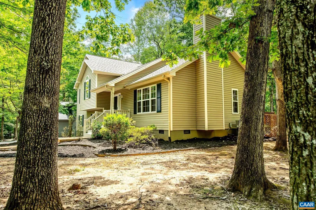 1 Westham Court Palmyra VA 22963