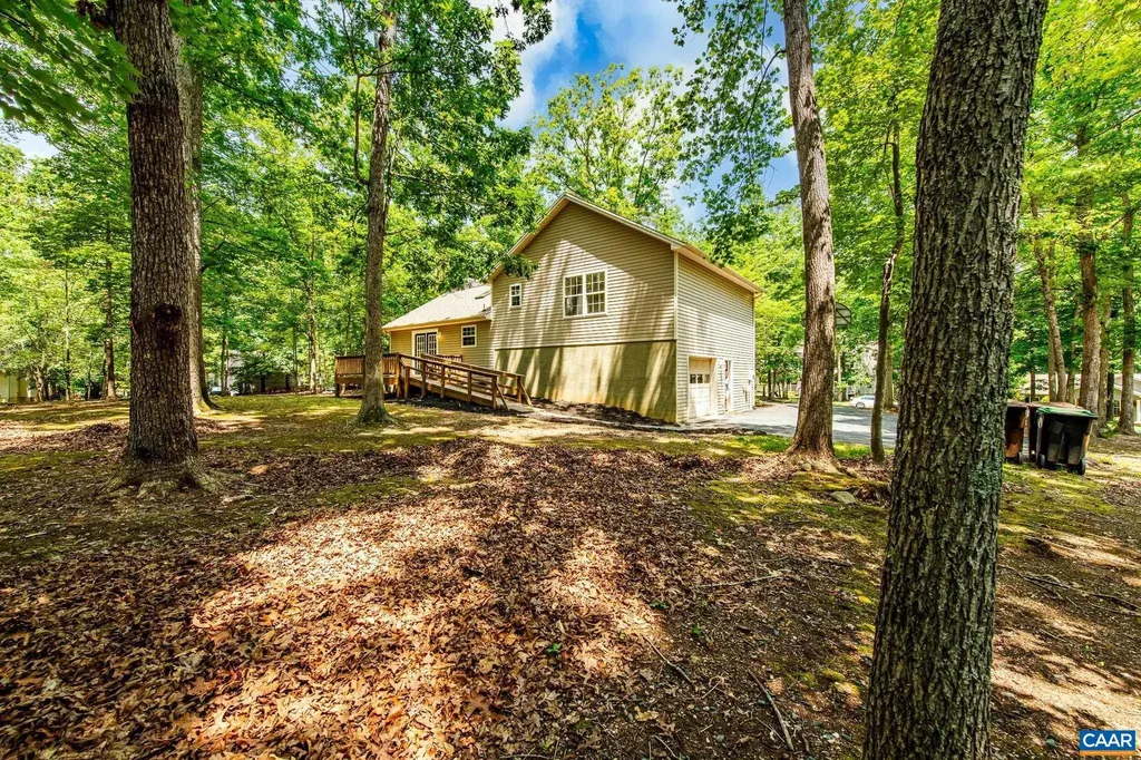 1 Westham Court Palmyra VA 22963