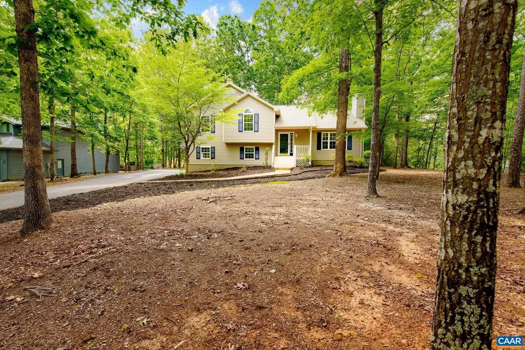 1 Westham Court Palmyra VA 22963