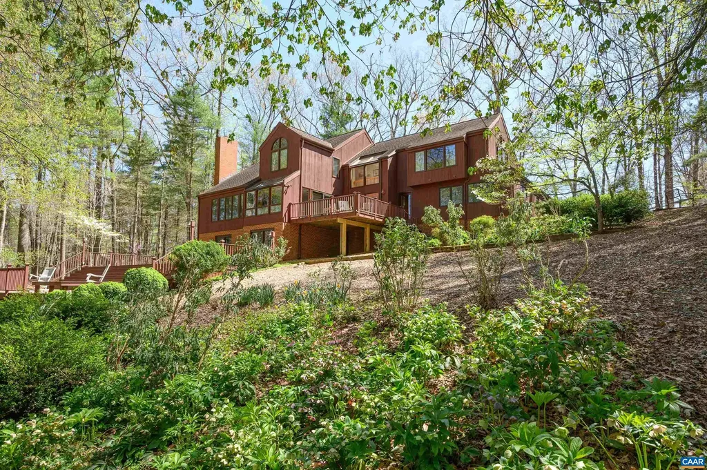 3160 Waverly Drive Charlottesville VA 22940