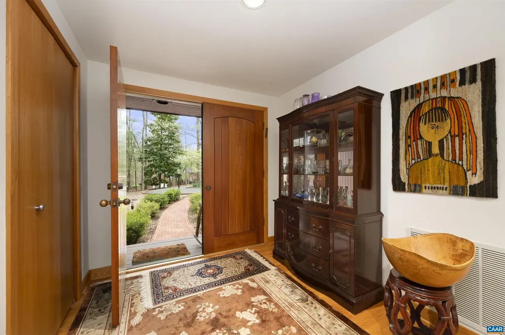 3160 Waverly Drive Charlottesville VA 22940