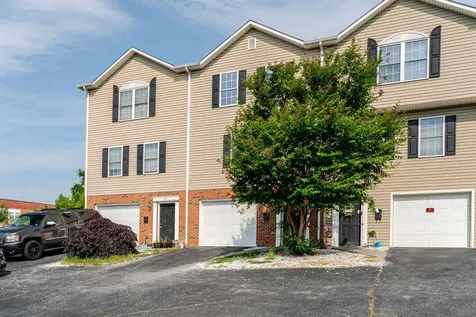 417 Maryland Avenue Shenandoah VA 22849