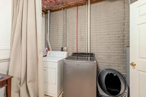 417 Maryland Avenue Shenandoah VA 22849