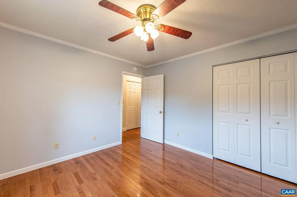 516 Lakeshore Drive S Louisa VA 23093