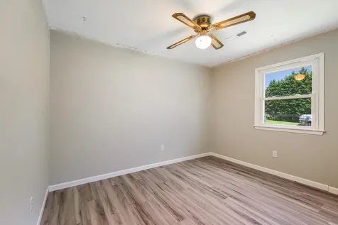 29 Crawford Drive Churchville VA 24421