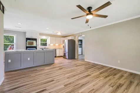 29 Crawford Drive Churchville VA 24421