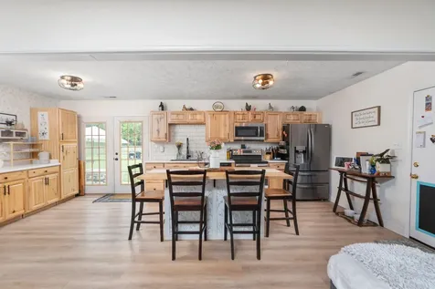 10356 Waggys Creek Road Dayton VA 22821