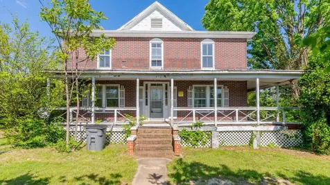 506 Williams Avenue Shenandoah VA 22849