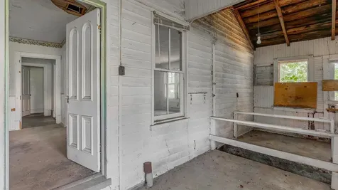 506 Williams Avenue Shenandoah VA 22849