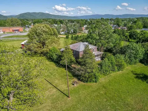 506 Williams Avenue Shenandoah VA 22849