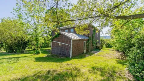 506 Williams Avenue Shenandoah VA 22849
