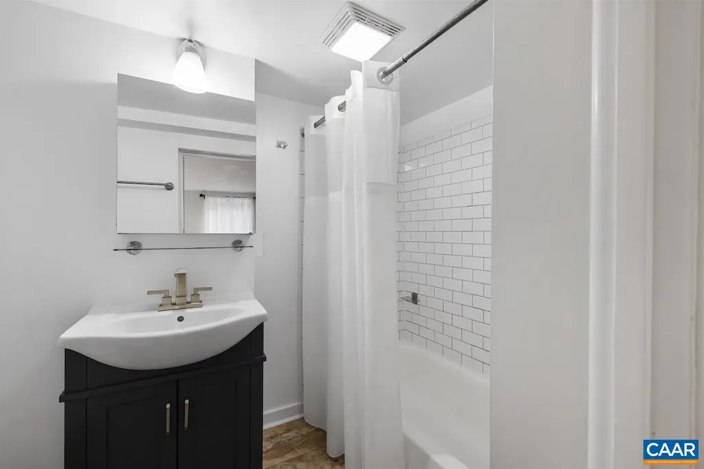 1007 Saint Charles Avenue Charlottesville VA 22901