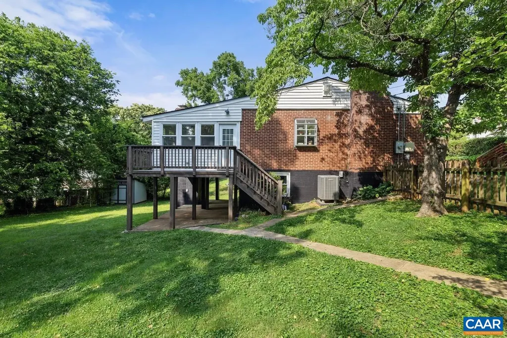 1007 Saint Charles Avenue Charlottesville VA 22901