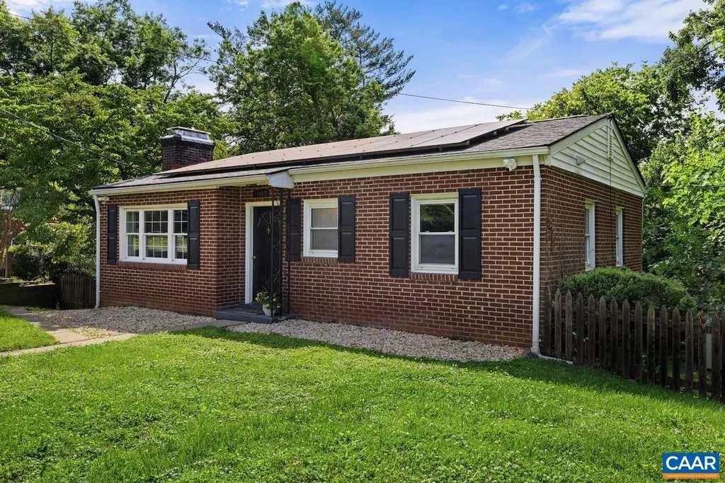 1007 Saint Charles Avenue Charlottesville VA 22901