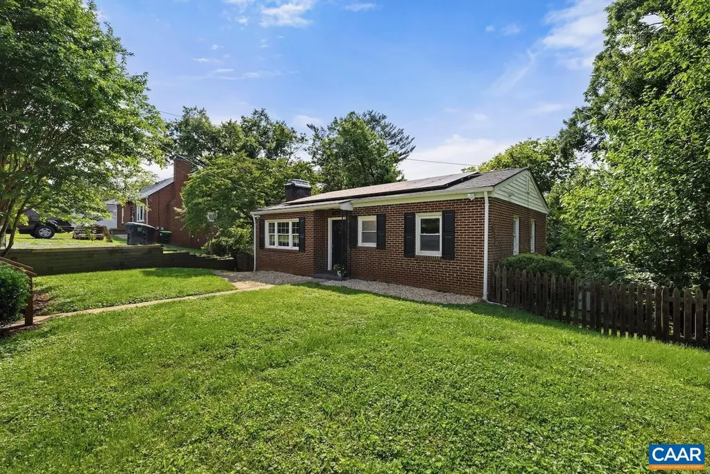 1007 Saint Charles Avenue Charlottesville VA 22901