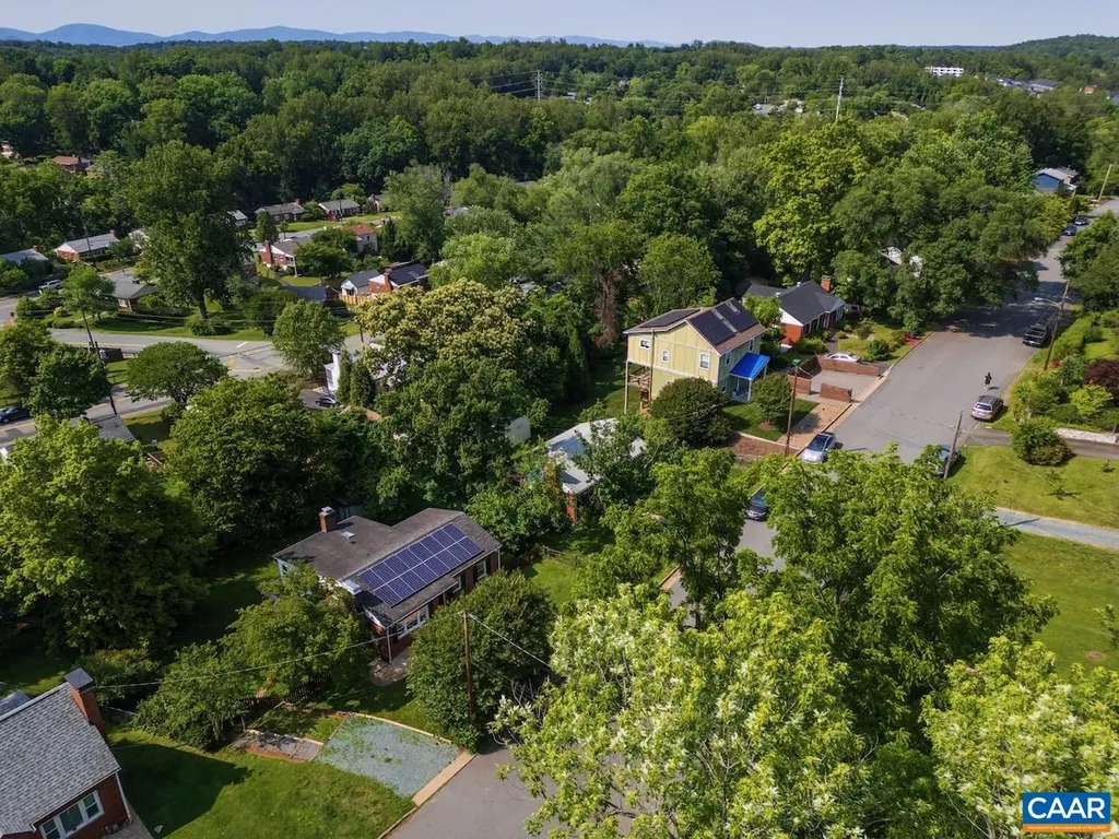 1007 Saint Charles Avenue Charlottesville VA 22901