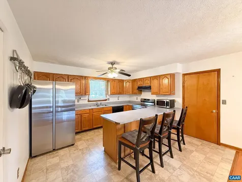 13 Logan Lane Fishersville VA 22939