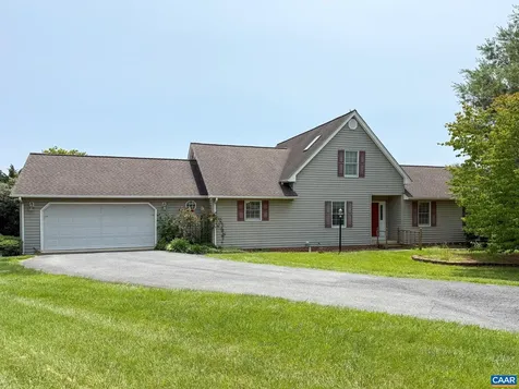 13 Logan Lane Fishersville VA 22939