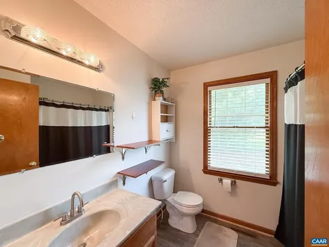 13 Logan Lane Fishersville VA 22939