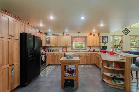 9942 Austin Mountain Trail Grottoes VA 24441