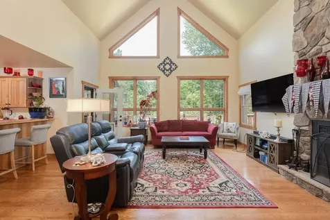 9942 Austin Mountain Trail Grottoes VA 24441