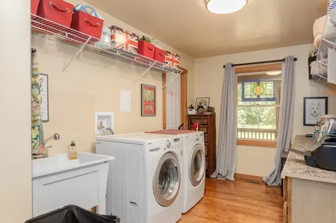 9942 Austin Mountain Trail Grottoes VA 24441