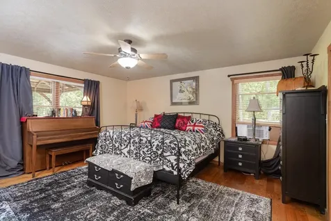 9942 Austin Mountain Trail Grottoes VA 24441