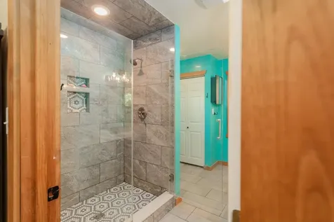 9942 Austin Mountain Trail Grottoes VA 24441