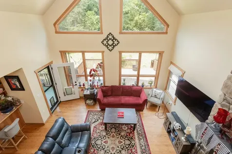 9942 Austin Mountain Trail Grottoes VA 24441