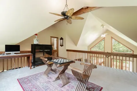 9942 Austin Mountain Trail Grottoes VA 24441