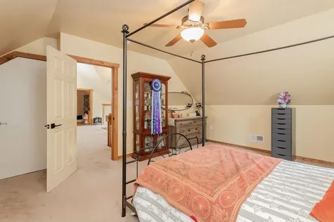 9942 Austin Mountain Trail Grottoes VA 24441