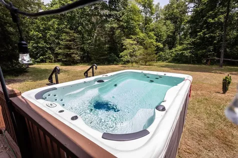 9942 Austin Mountain Trail Grottoes VA 24441