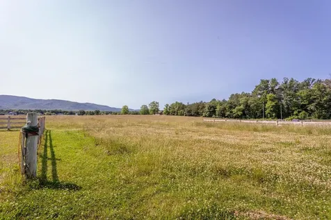 9942 Austin Mountain Trail Grottoes VA 24441