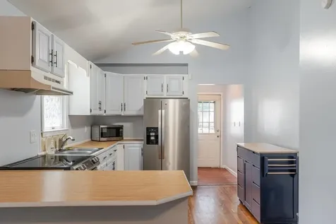 209 Park Avenue Grottoes VA 24441