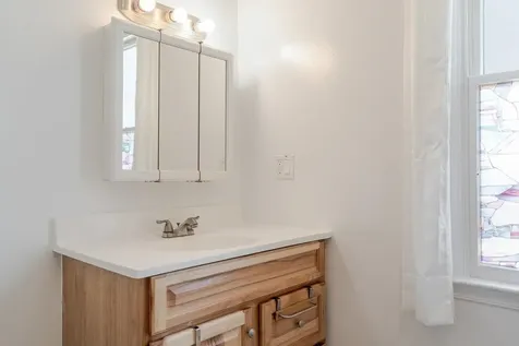 209 Park Avenue Grottoes VA 24441