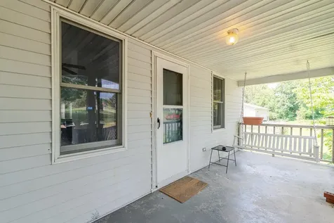 209 Park Avenue Grottoes VA 24441