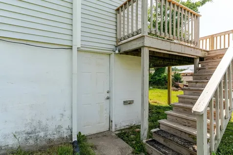 209 Park Avenue Grottoes VA 24441