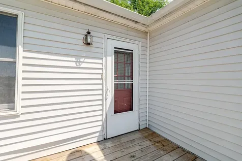 209 Park Avenue Grottoes VA 24441
