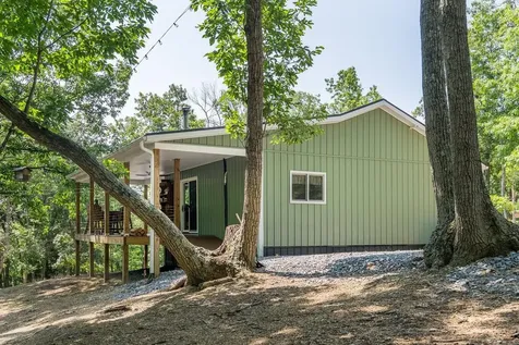 3940 Us Highway 340 Stanley VA 22851