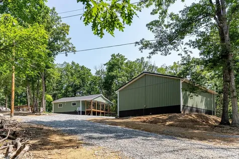 3940 Us Highway 340 Stanley VA 22851