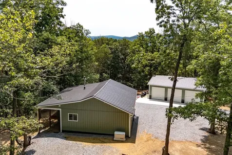 3940 Us Highway 340 Stanley VA 22851