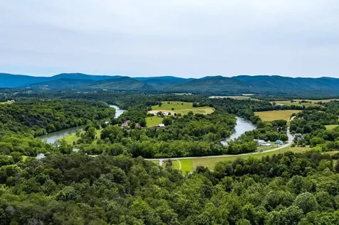 3940 Us Highway 340 Stanley VA 22851
