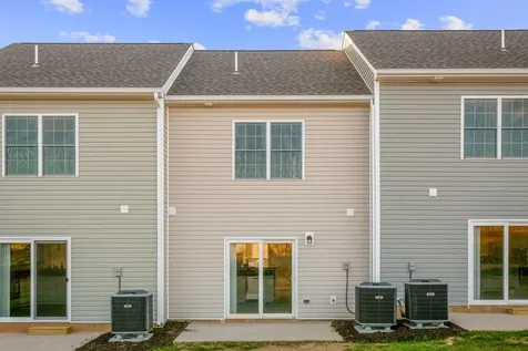 1412 Woodrow Circle Harrisonburg VA 22802