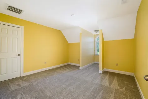 2554 Village Drive Waynesboro VA 22980